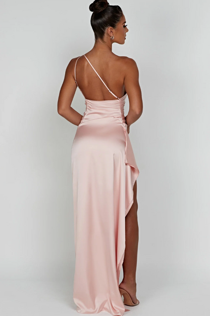 Loralei – Abendkleid mit Asymmetrischem Ausschnitt, Elegante Lange Abendmode