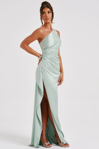 Loralei – Abendkleid mit Asymmetrischem Ausschnitt, Elegante Lange Abendmode