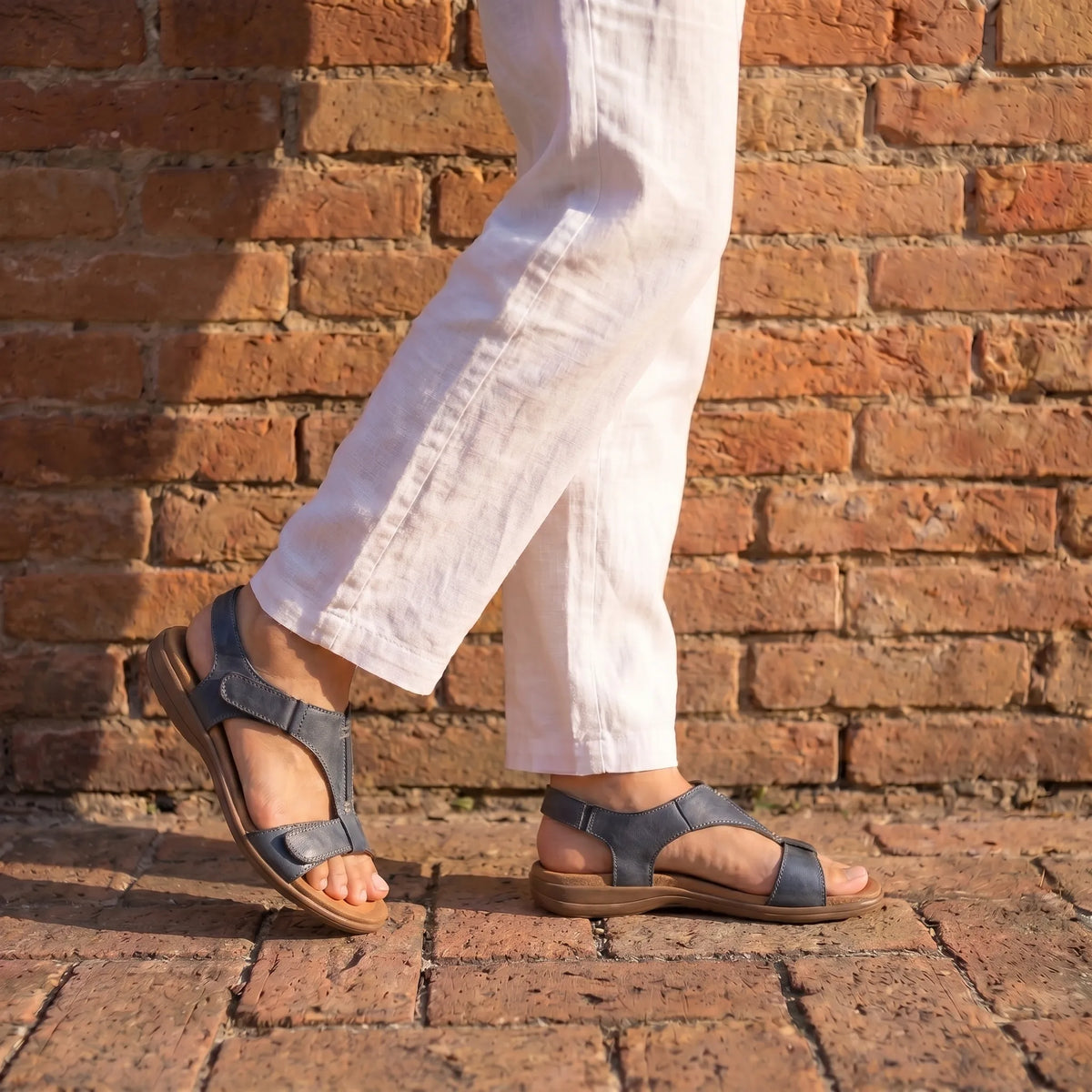 Lyria™ - Sandales ouvertes en cuir à confort orthopédique